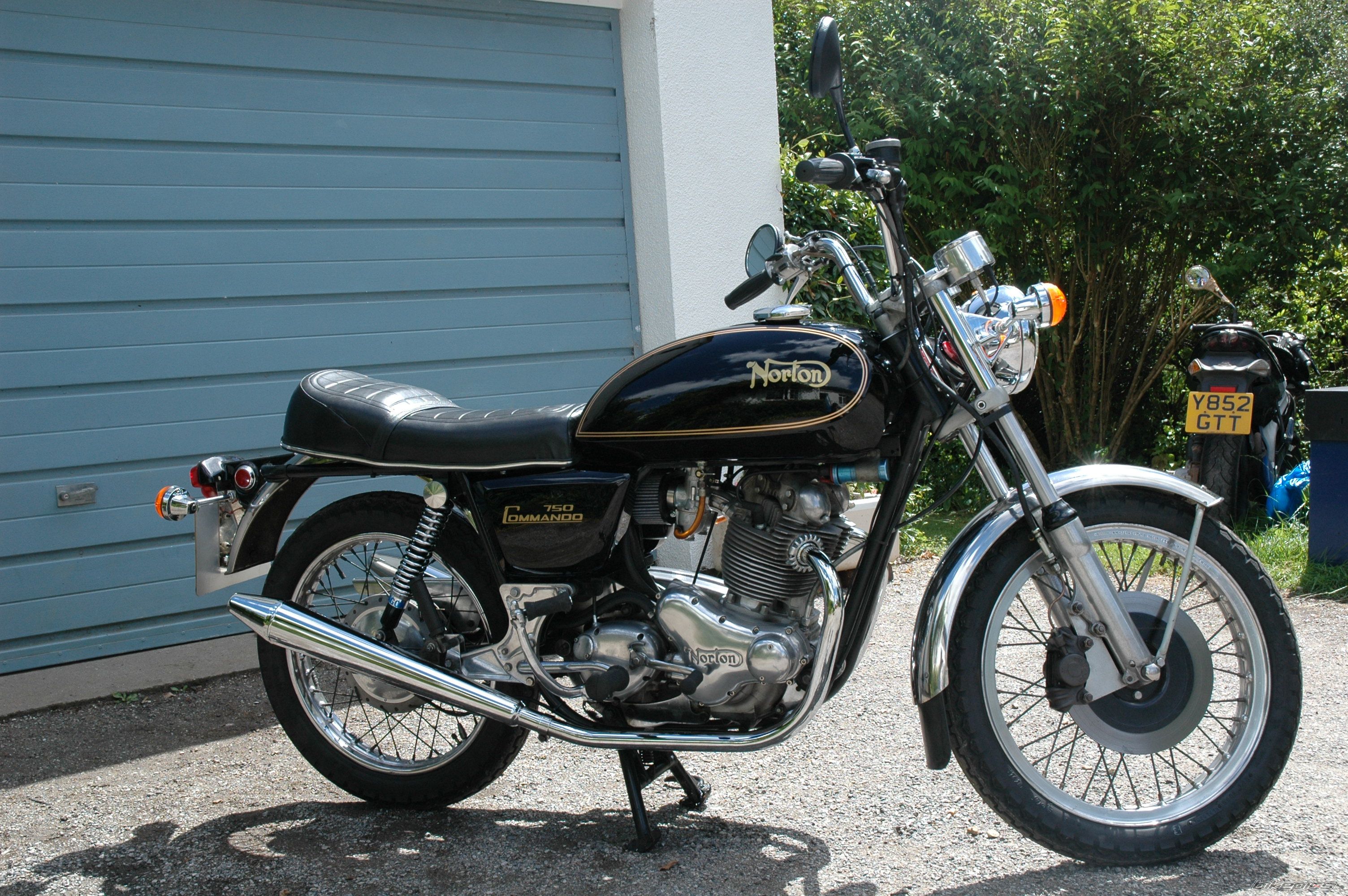 1972 NORTON 750 COMMANDO | Picture 704410 motorcycle photo