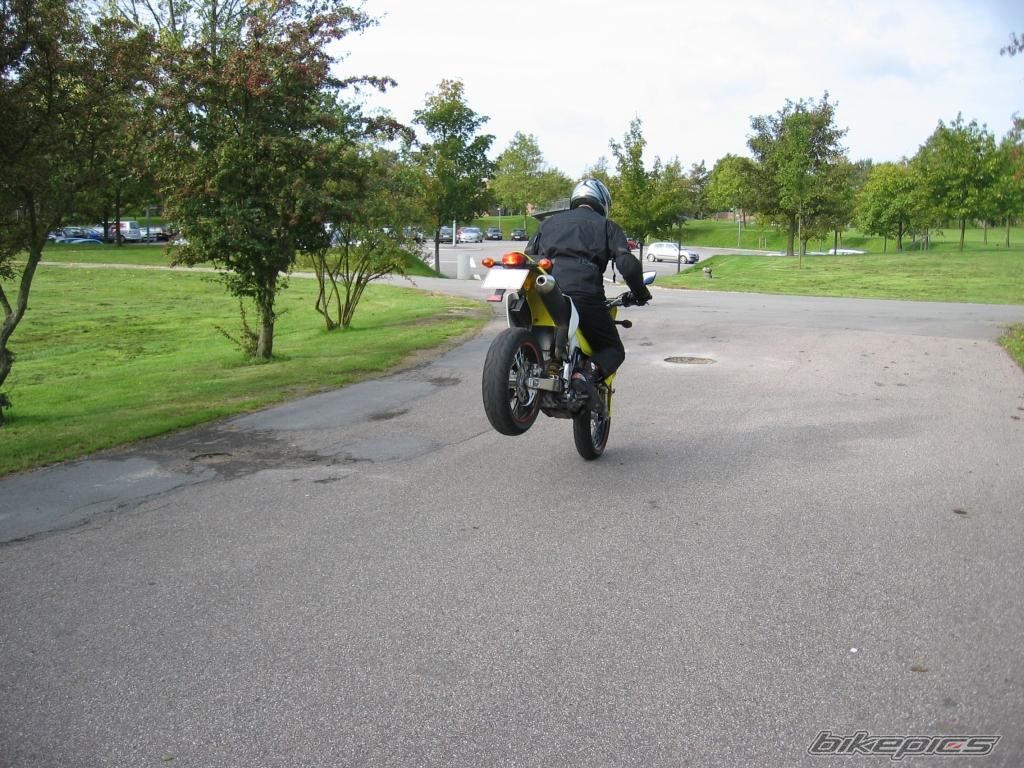 2005 SUZUKI DRZ 400 | Picture 704422 motorcycle photo