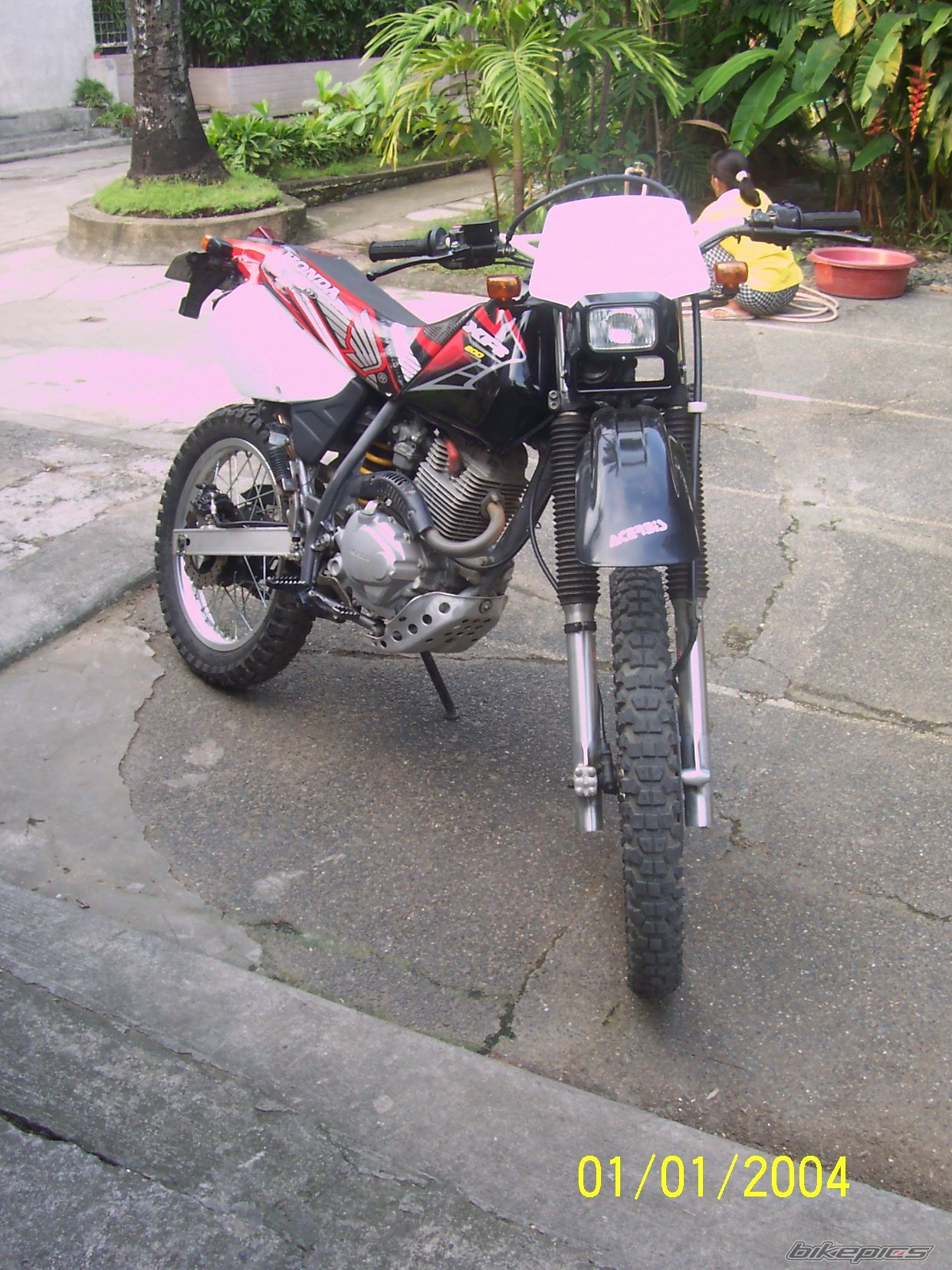 2006 HONDA XR 200 | Picture 705013 motorcycle photo