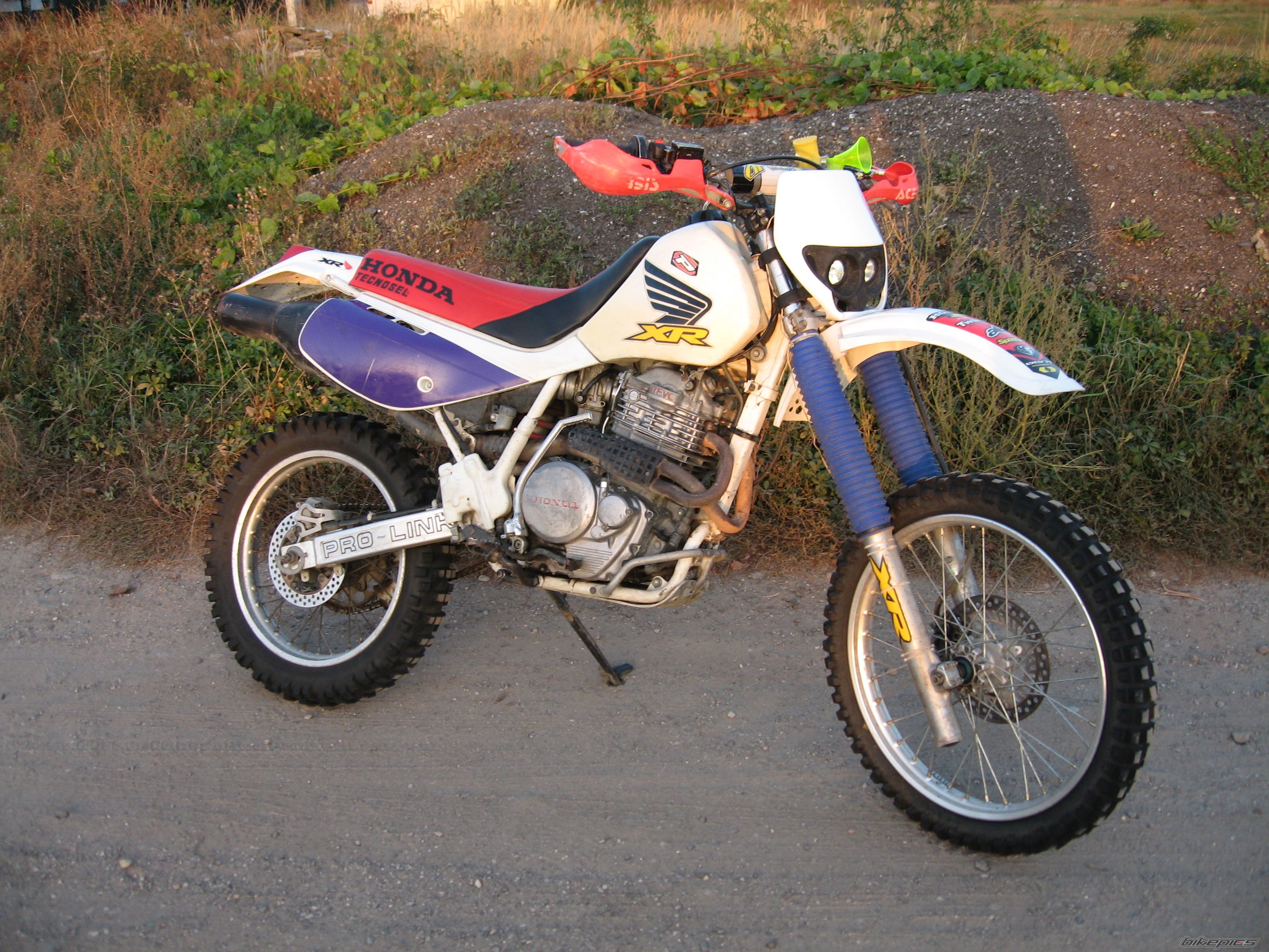 1992 HONDA XR 600 | Picture 706125 motorcycle photo