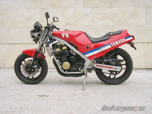 1992 YAMAHA FZ 400 | Picture 711790 motorcycle photo