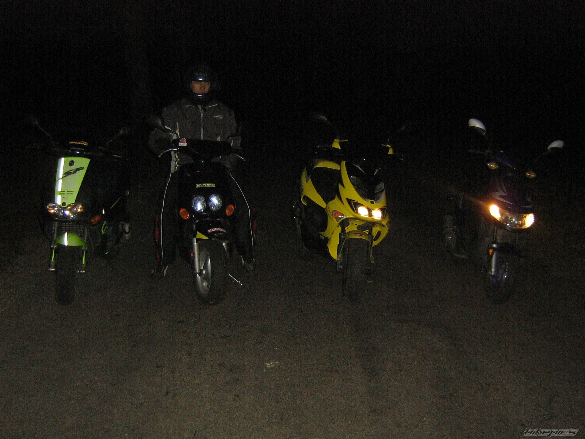 2001 GILERA RUNNER 50 | Picture 712111 motorcycle photo