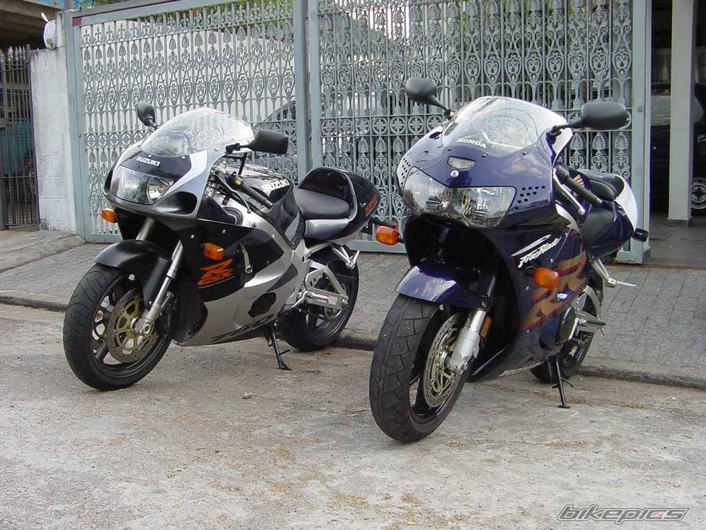 1999 HONDA CBR 900 | Picture 7142 motorcycle photo