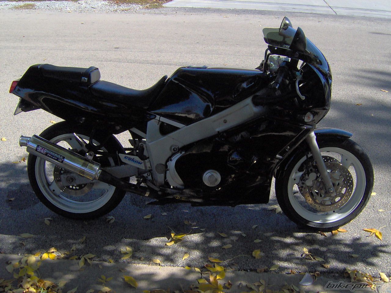1990 YAMAHA FZR 600 | Picture 718788 motorcycle photo