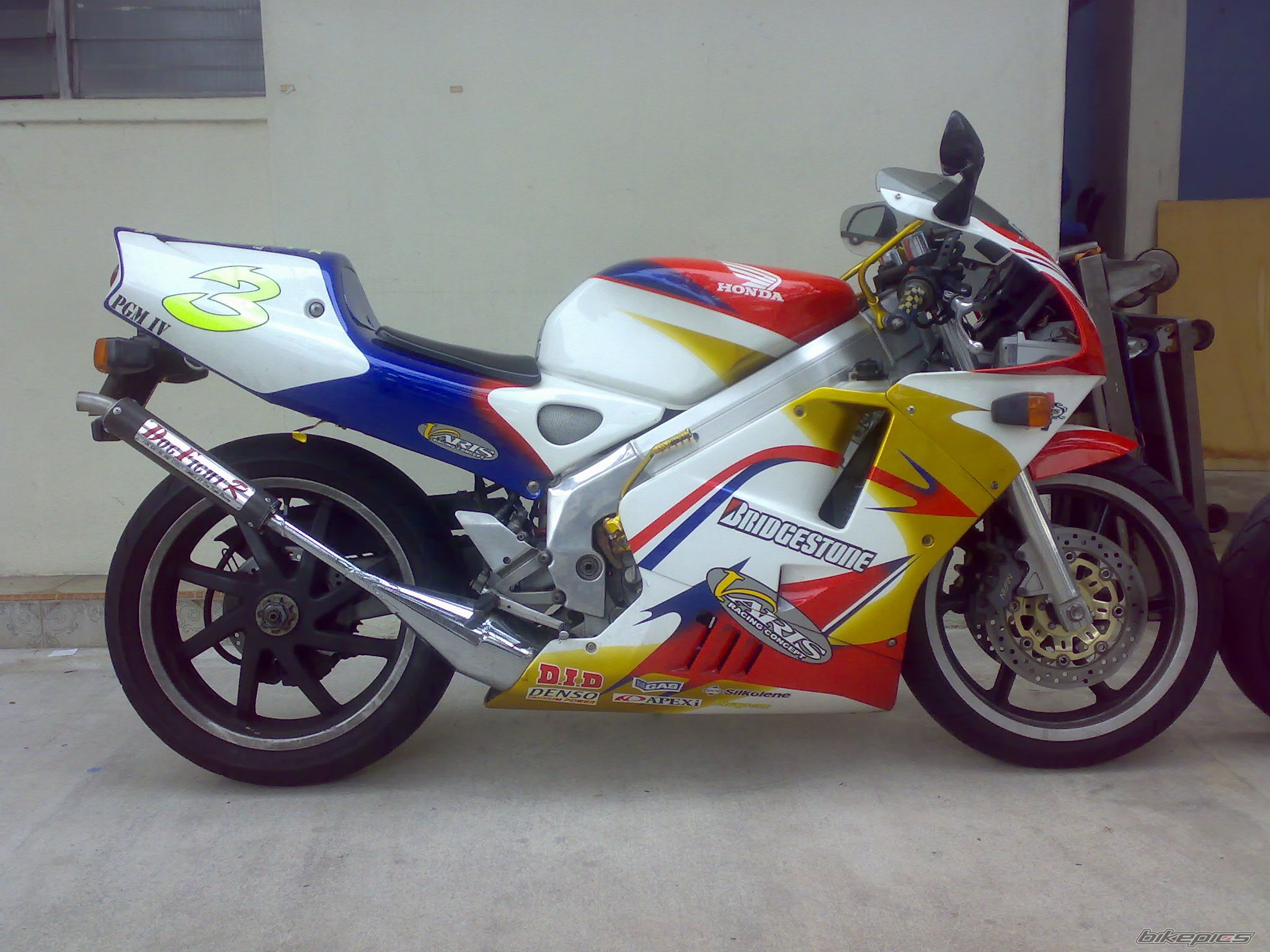 1996 HONDA NSR 250 | Picture 720557 motorcycle photo