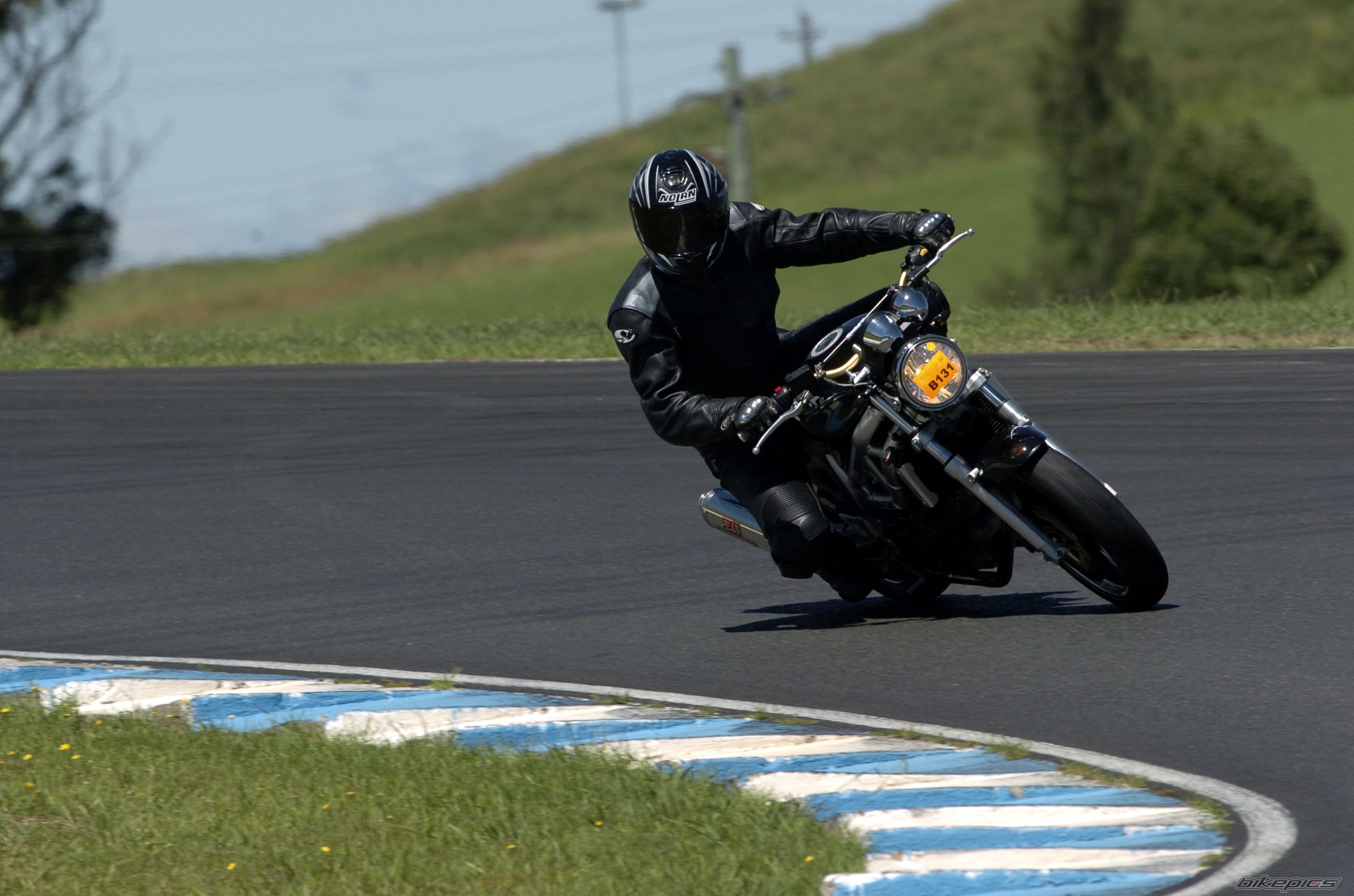 2002 SUZUKI SV 650 | Picture 721142 motorcycle photo