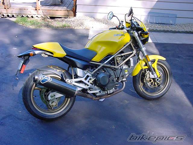 2000 DUCATI MONSTER 900 | Picture 7230 motorcycle photo