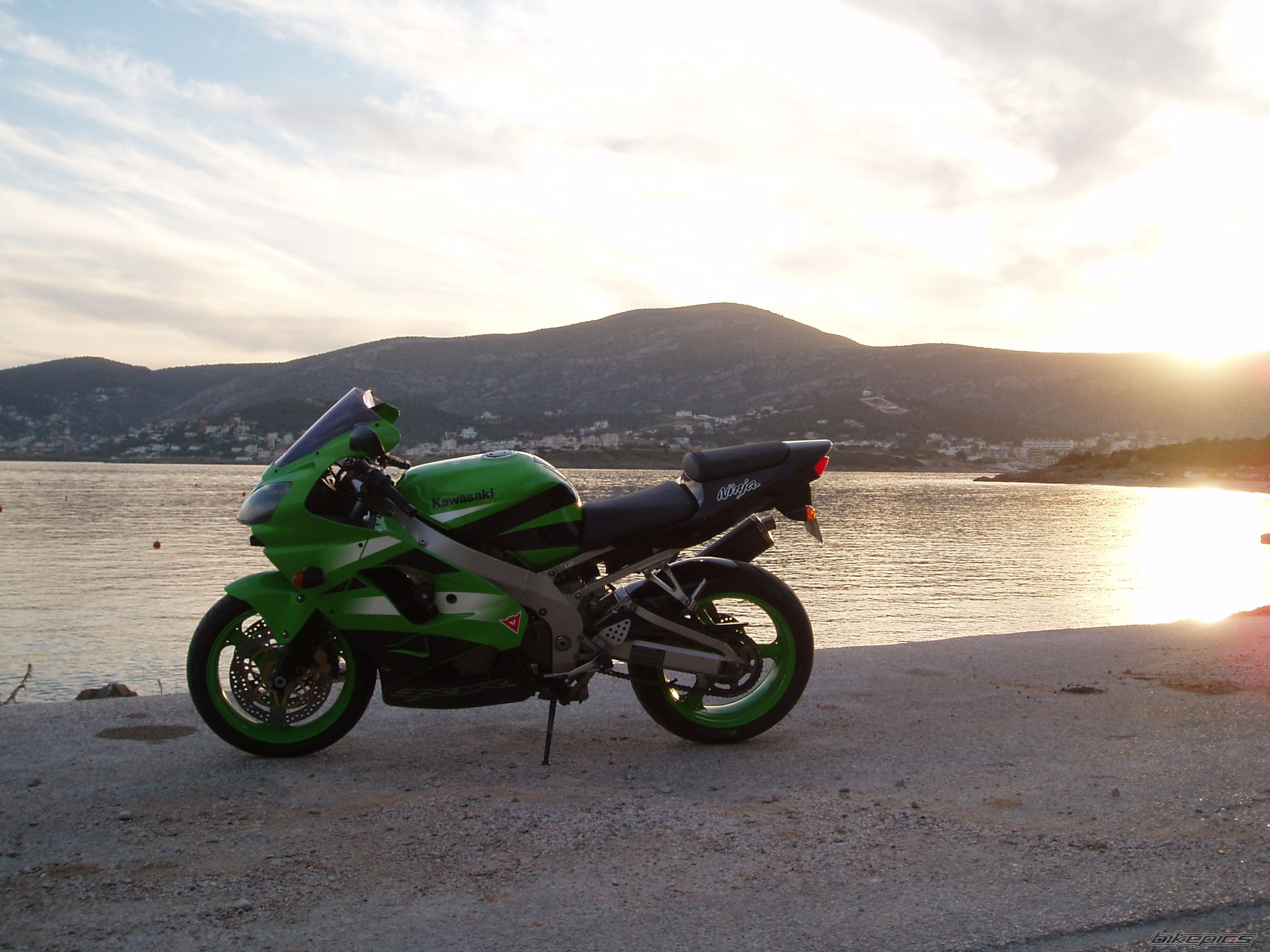 2002 KAWASAKI ZX 9R | Picture 723989 motorcycle photo