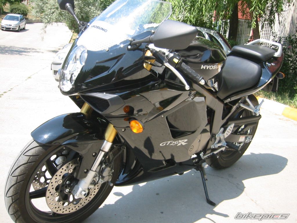 2006 HYOSUNG GT 250 R COMET | Picture 725270 motorcycle photo