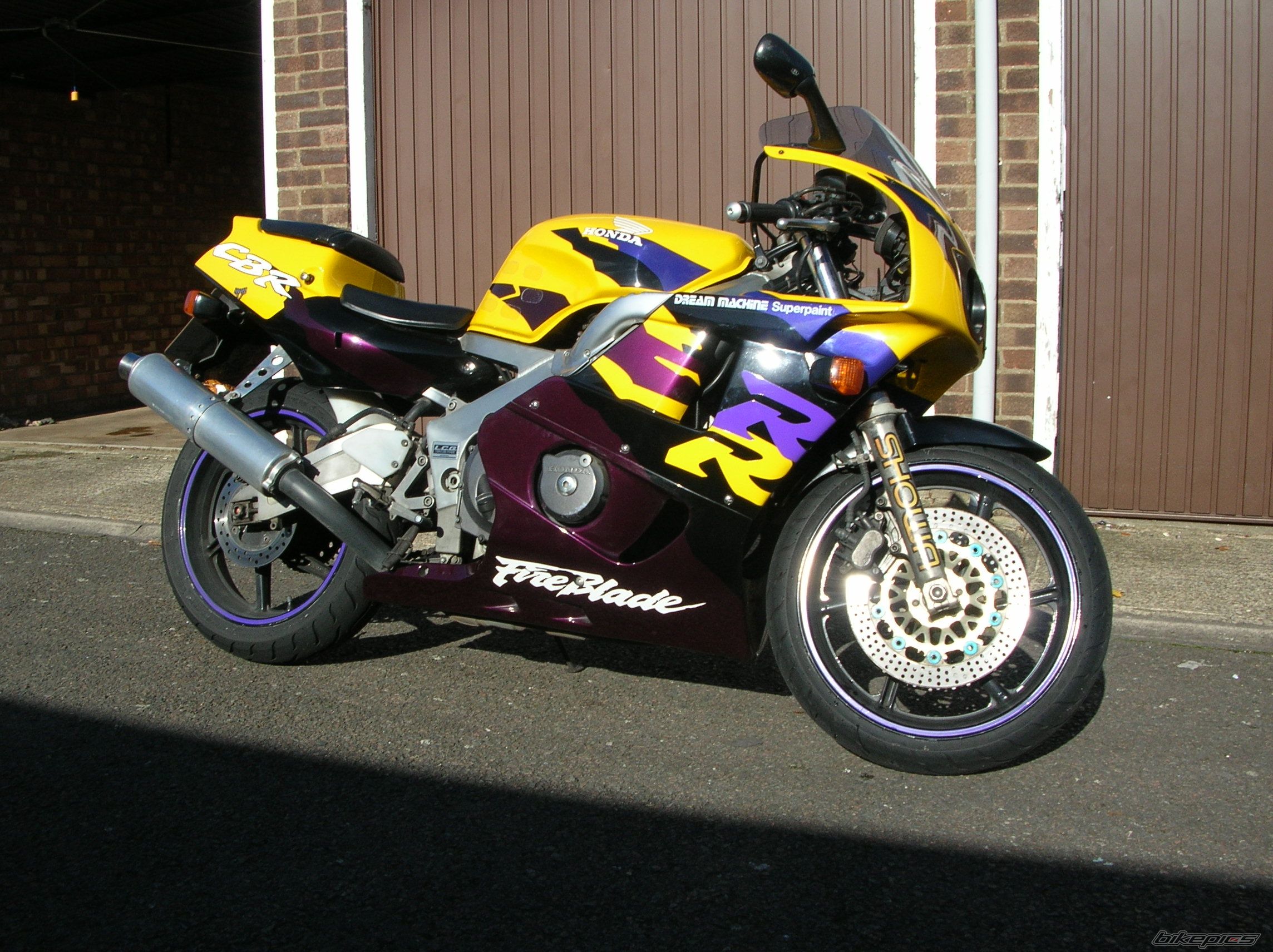 1990 HONDA CBR 400 | Picture 725458 motorcycle photo