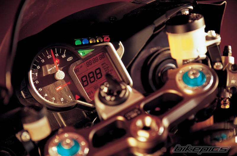 2004 APRILIA RSV 1000 MILLE | Picture 72646 motorcycle photo