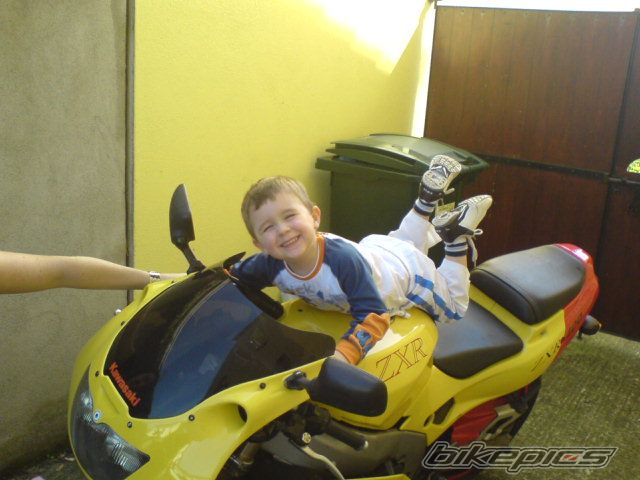 1997 KAWASAKI ZXR 400 | Picture 726622 motorcycle photo