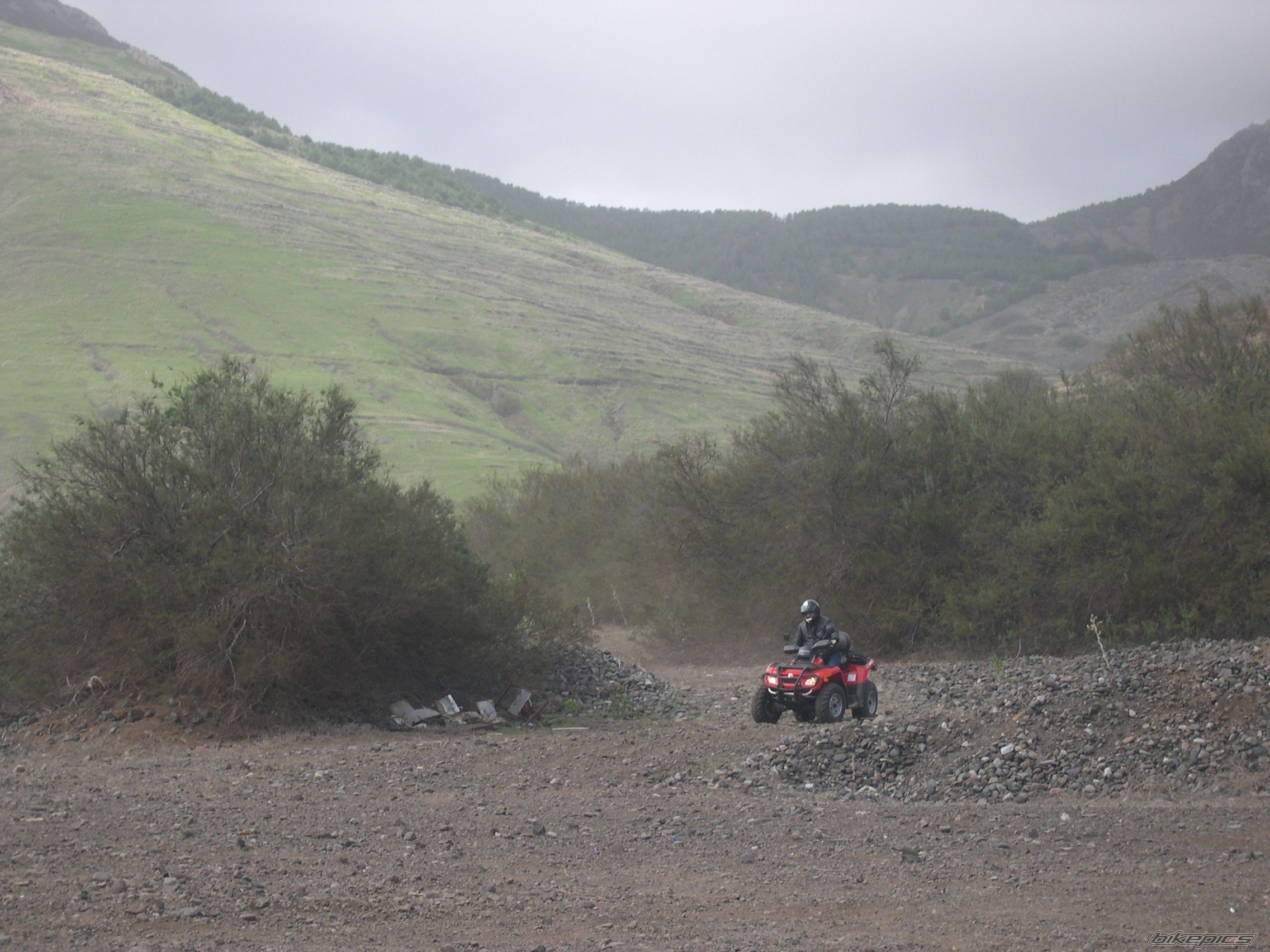 2006 BOMBARDIER OUTLANDER 800 XT | Picture 726939 motorcycle photo