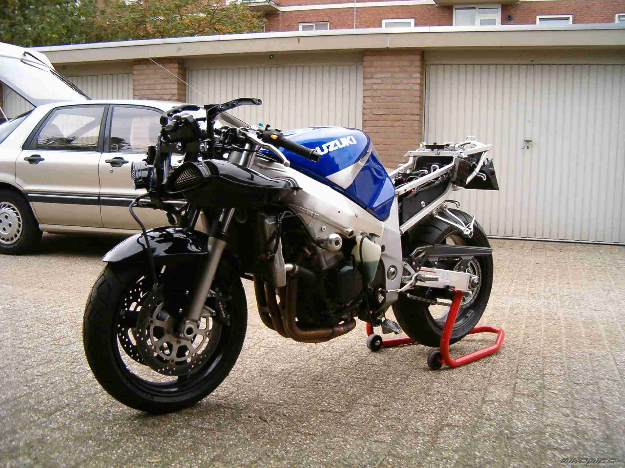 2002 SUZUKI GSX R 600 | Picture 72819 motorcycle photo