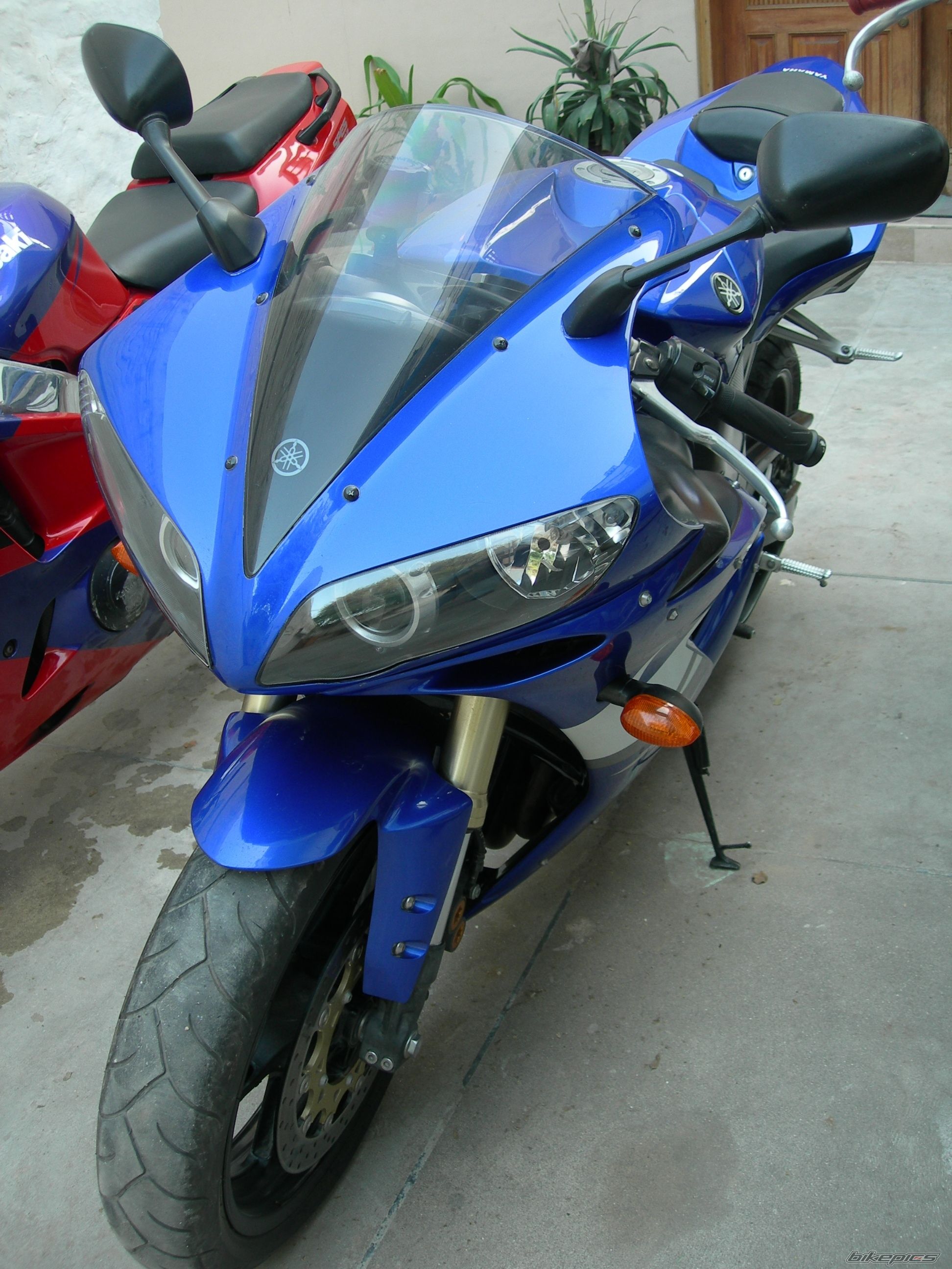 2005 YAMAHA YZF R1 | Picture 728448 motorcycle photo