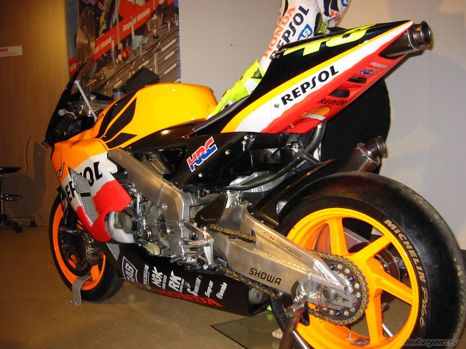 2003 HONDA RC 211V | Picture 73178 motorcycle photo