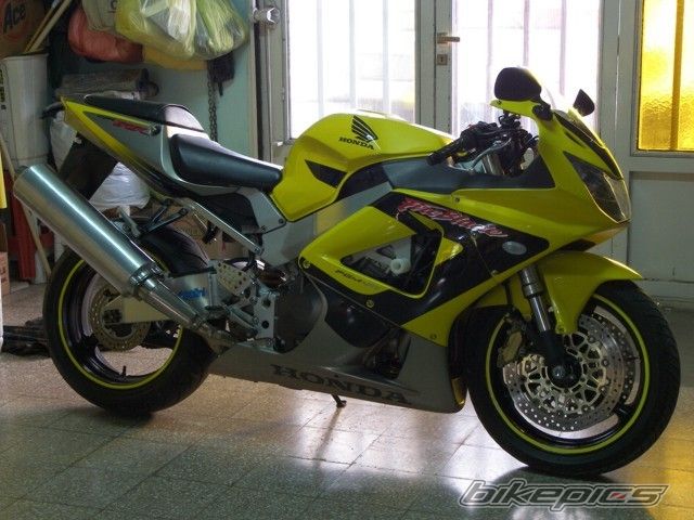 2001 HONDA CBR 900 | Picture 738065 motorcycle photo