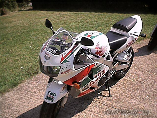 1999 HONDA CBR 900 | Picture 74080 motorcycle photo