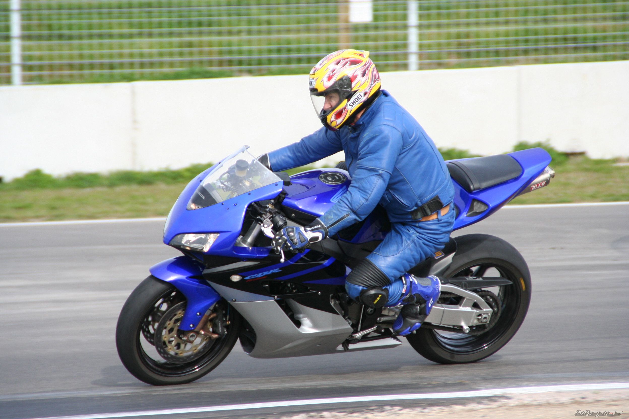 2004 HONDA CBR 1000  RR | Picture 740910 motorcycle photo