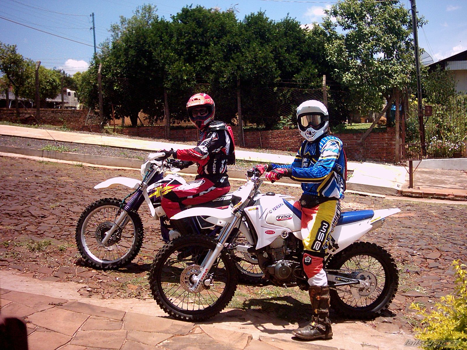 2000 YAMAHA XT 225 | Picture 744021 motorcycle photo