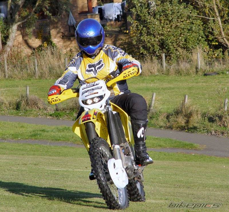 2002 SUZUKI DRZ 400 | Picture 74500 motorcycle photo