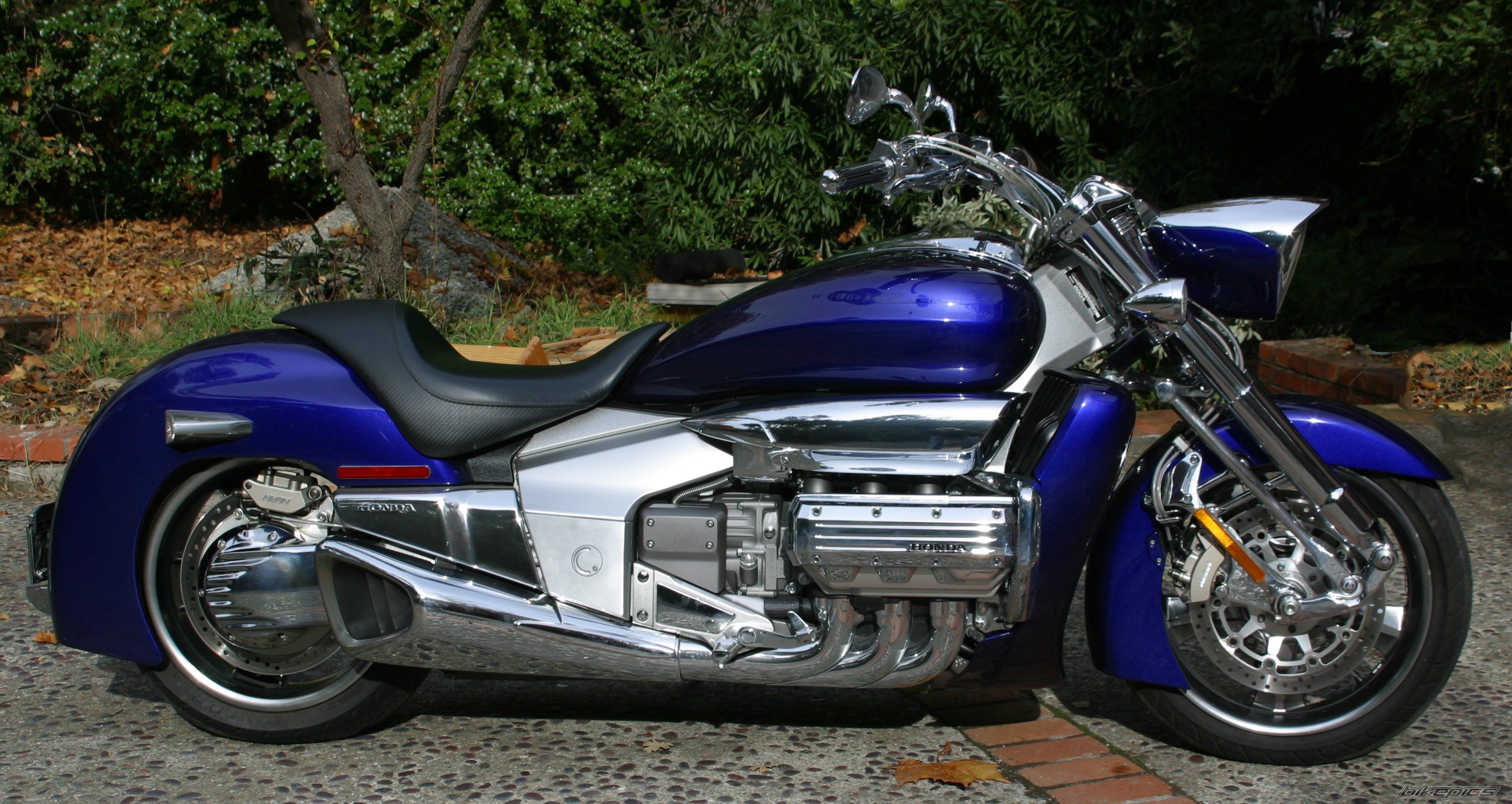 2004 HONDA VALKYRIE RUNE | Picture 748370 motorcycle photo