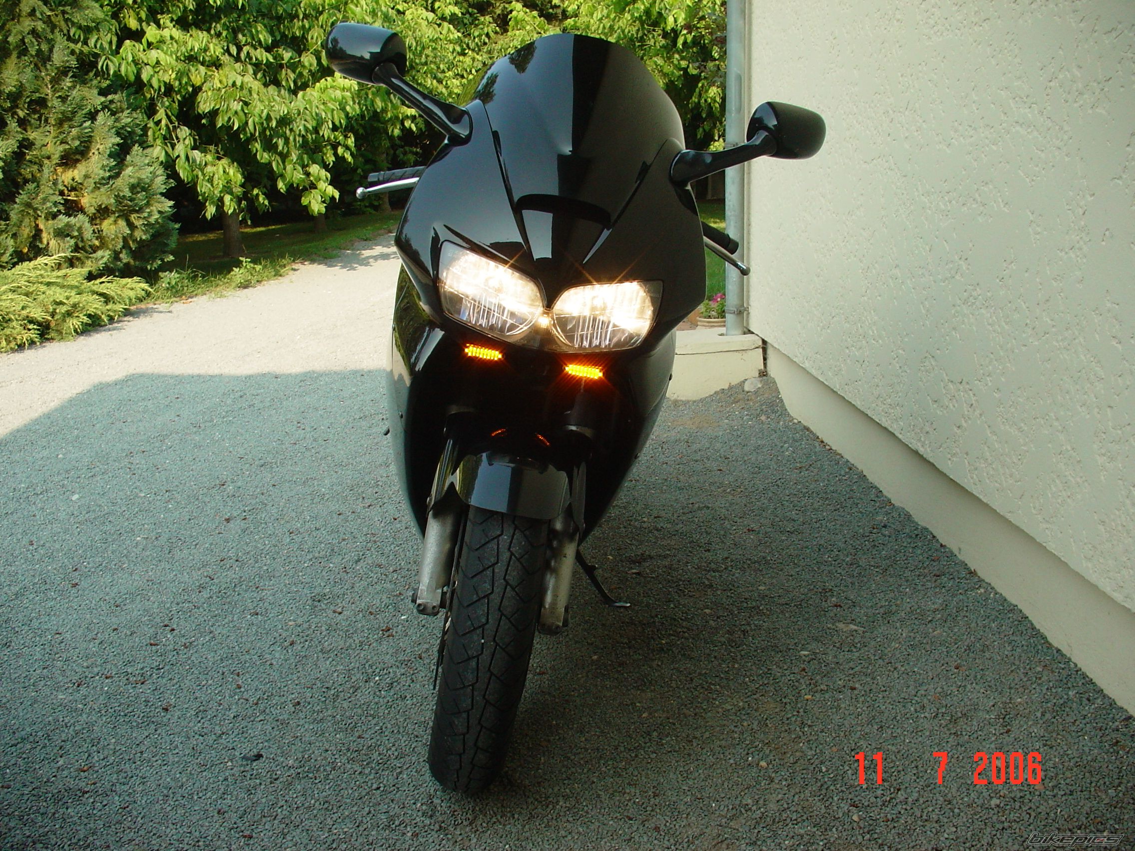 1999 HONDA VFR 800 | Picture 749144 motorcycle photo