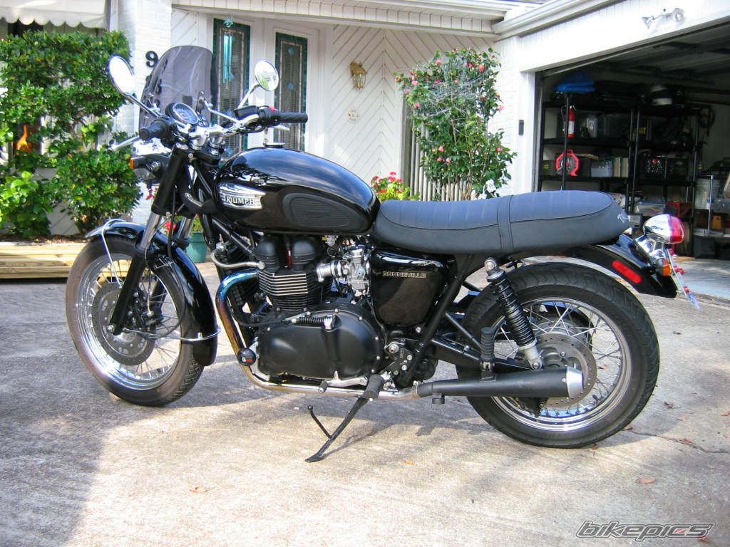 2006 TRIUMPH BONNEVILLE | Picture 749335 motorcycle photo