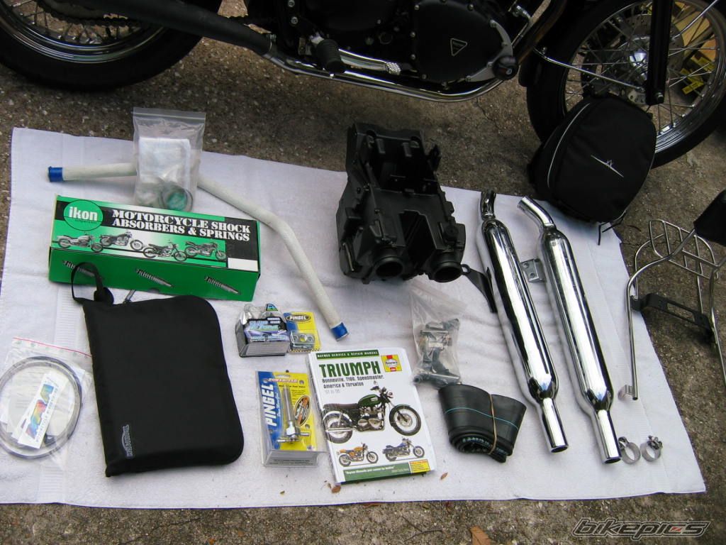 2006 TRIUMPH BONNEVILLE | Picture 749344 motorcycle photo