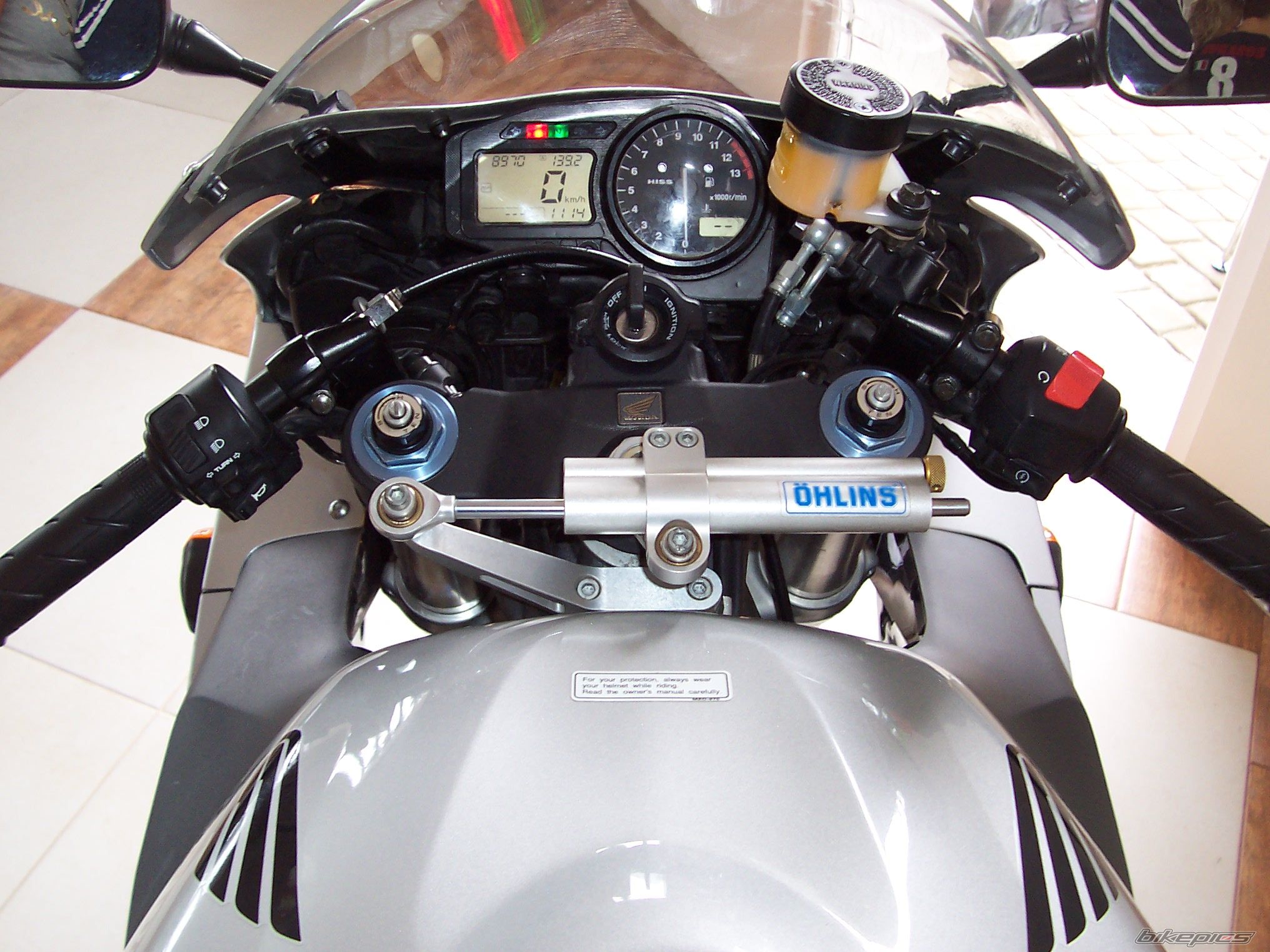 2002 HONDA CBR 900 | Picture 749812 motorcycle photo