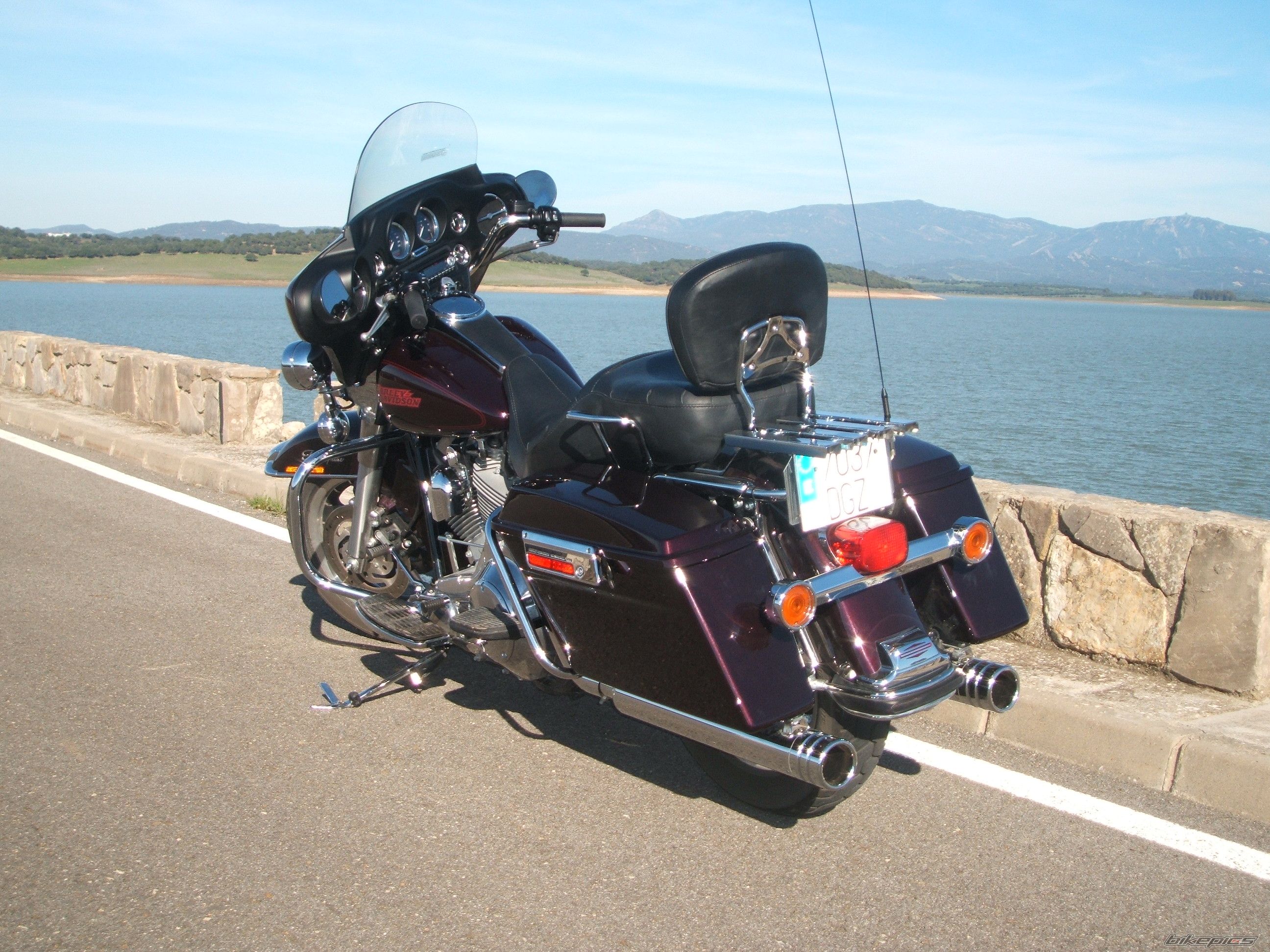 2005 HARLEY DAVIDSON ELECTRA GLIDE STANDARD | Picture 751091 motorcycle photo