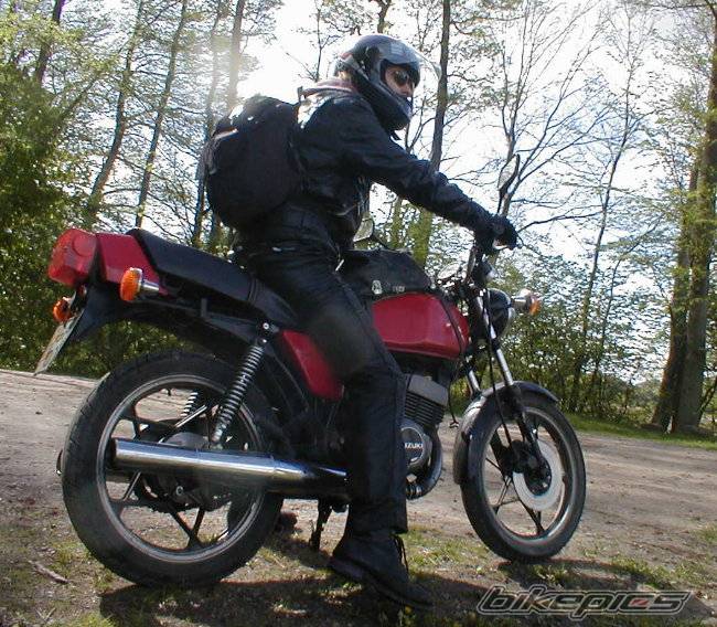 1979 SUZUKI GT 250 | Picture 75250 motorcycle photo