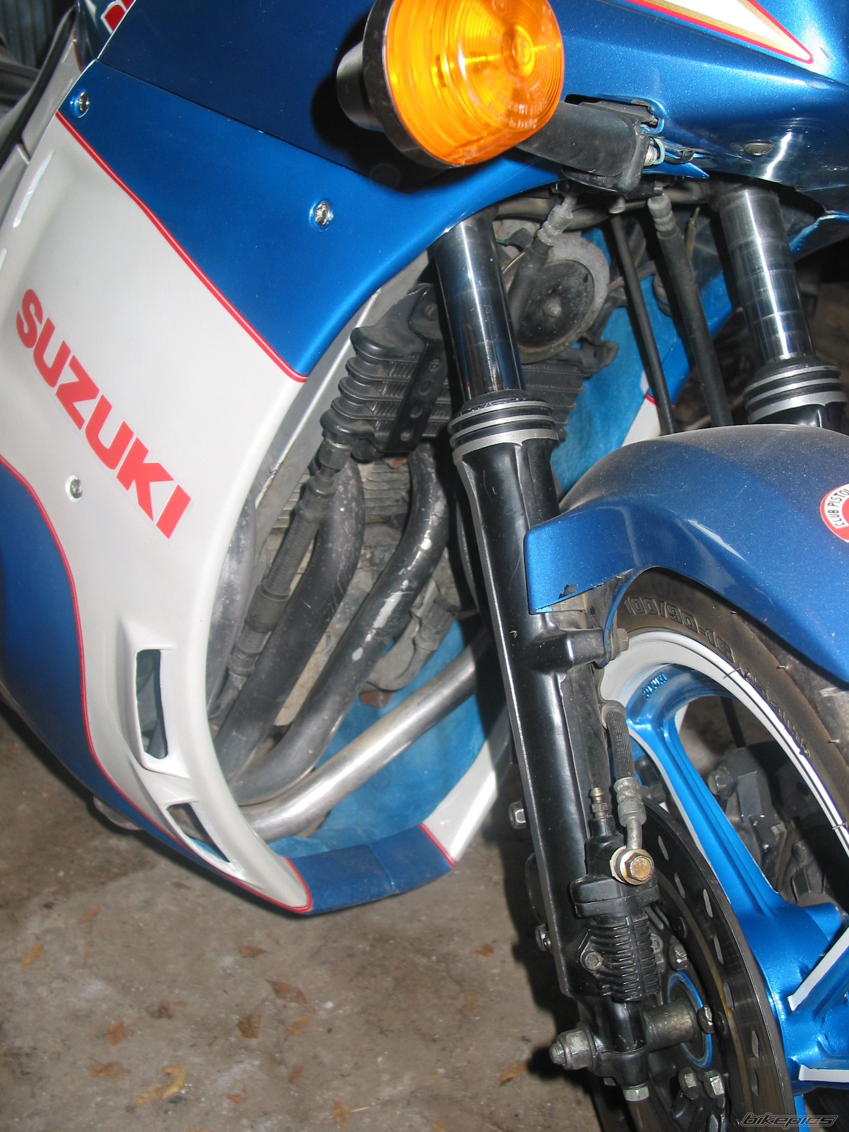 1985 SUZUKI GSX 550 | Picture 754019 motorcycle photo