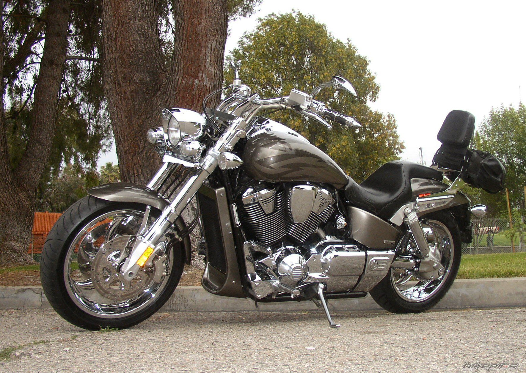 2005 HONDA VTX 1800 | Picture 754134 motorcycle photo