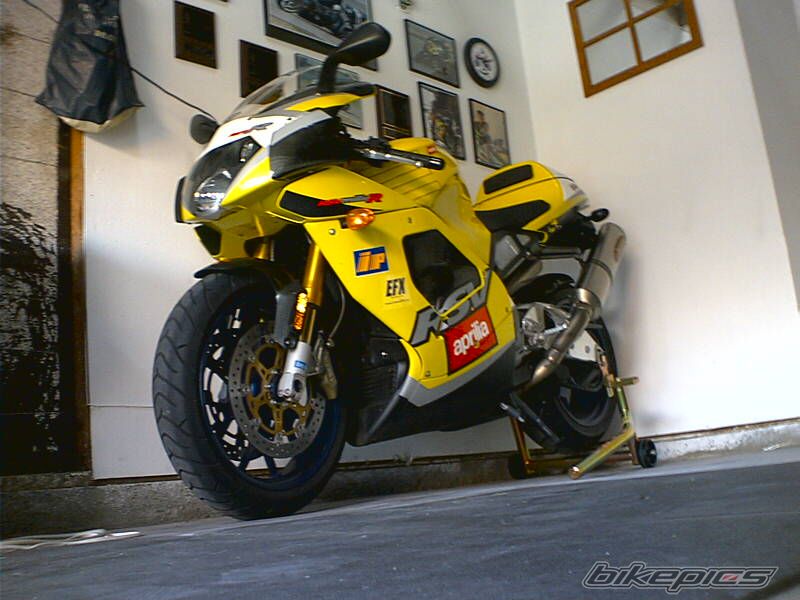 2001 APRILIA RSV 1000R MILLE | Picture 754761 motorcycle photo