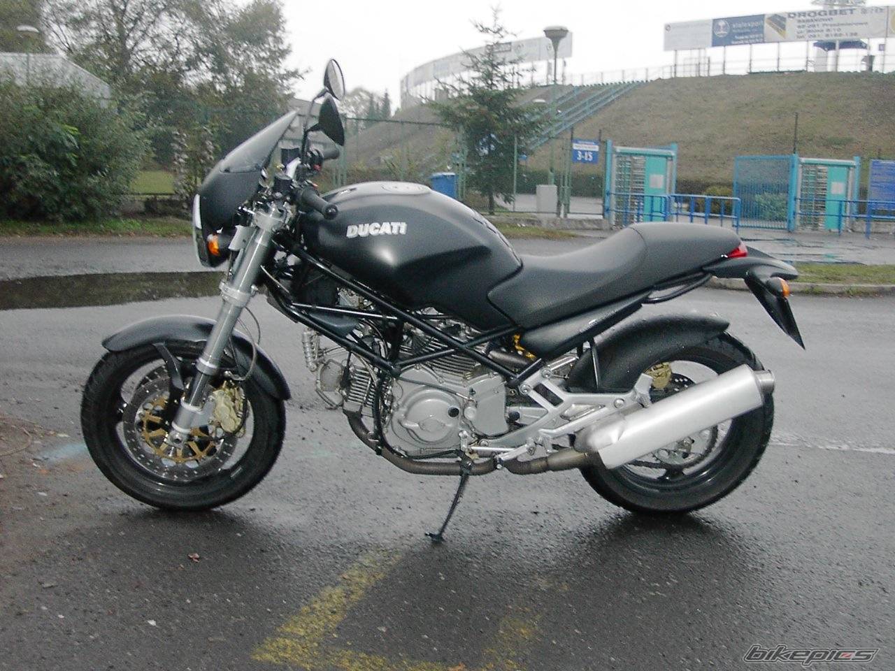 2001 DUCATI MONSTER 750 | Picture 75498 motorcycle photo