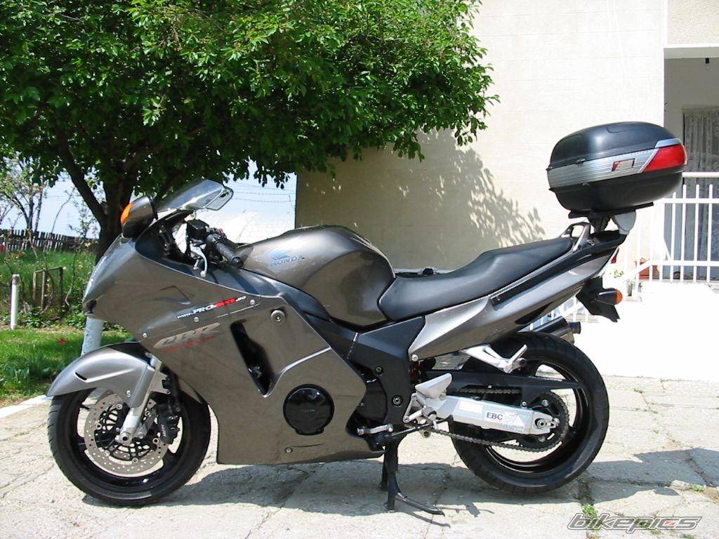 1998 HONDA CBR 1100 BLACKBIRD | Picture 756539 motorcycle photo