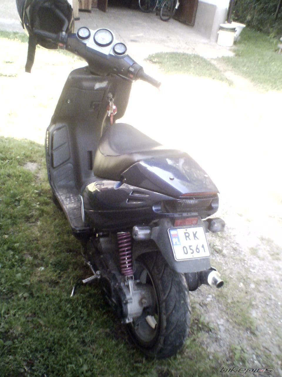 1996 MALAGUTI F 12 50 | Picture 762086 motorcycle photo