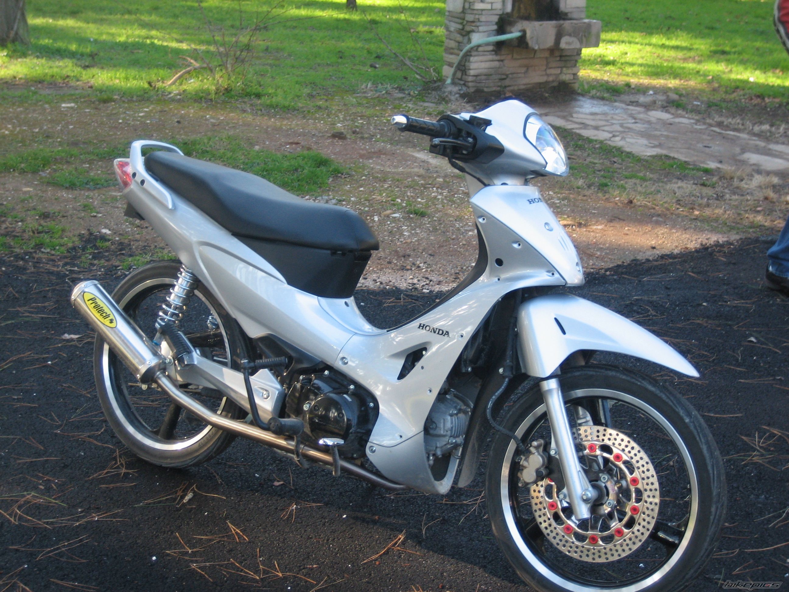 2006 HONDA INNOVA 125 | Picture 763253 motorcycle photo