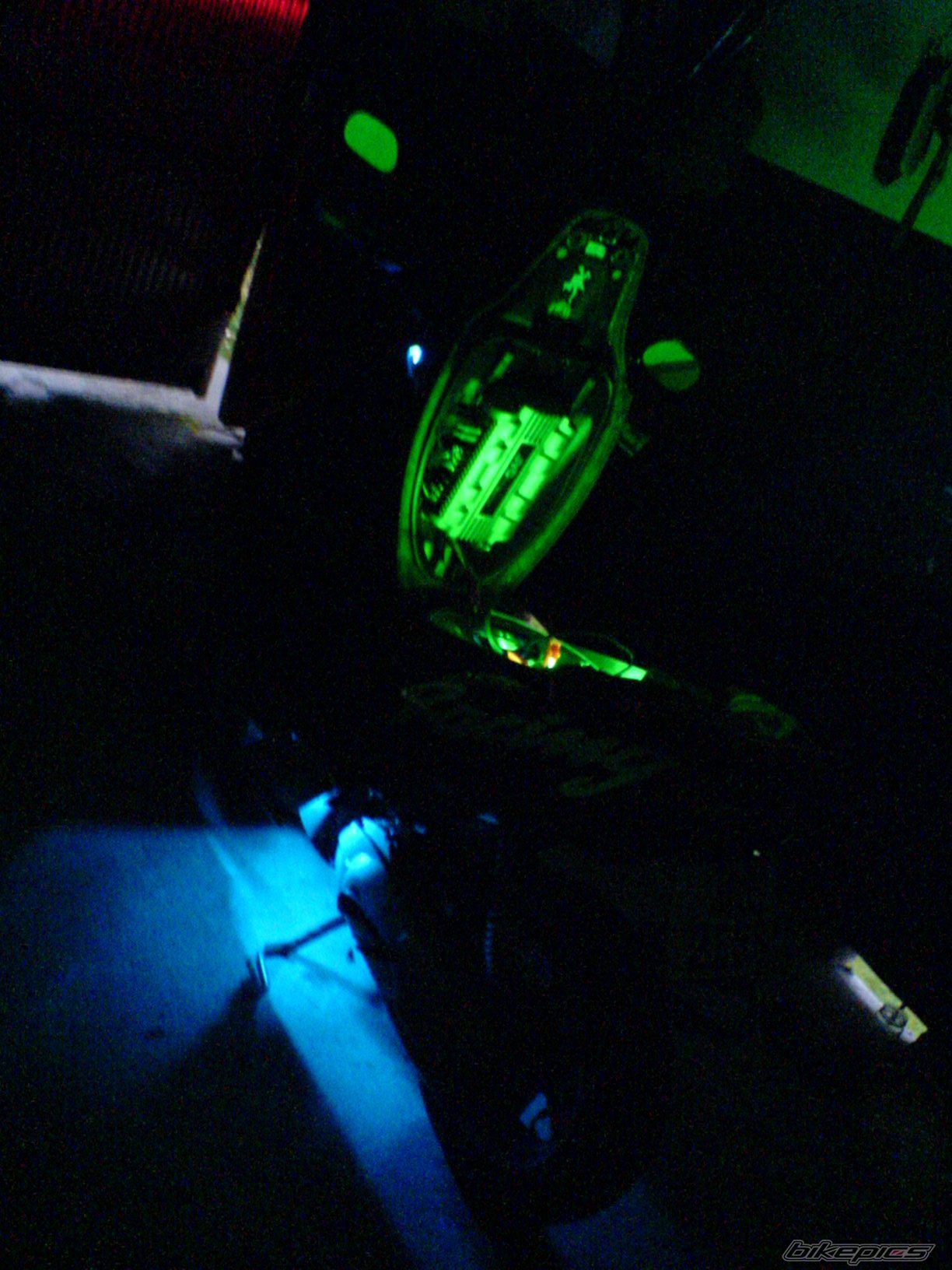 2004 YAMAHA JOG R CS 50 | Picture 763632 motorcycle photo