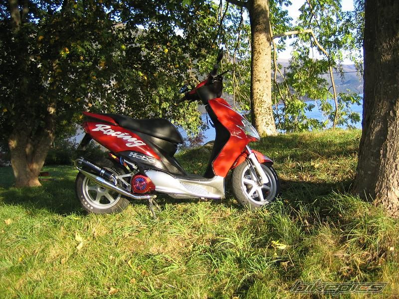 2004 YAMAHA JOG R CS 50 | Picture 763635 motorcycle photo