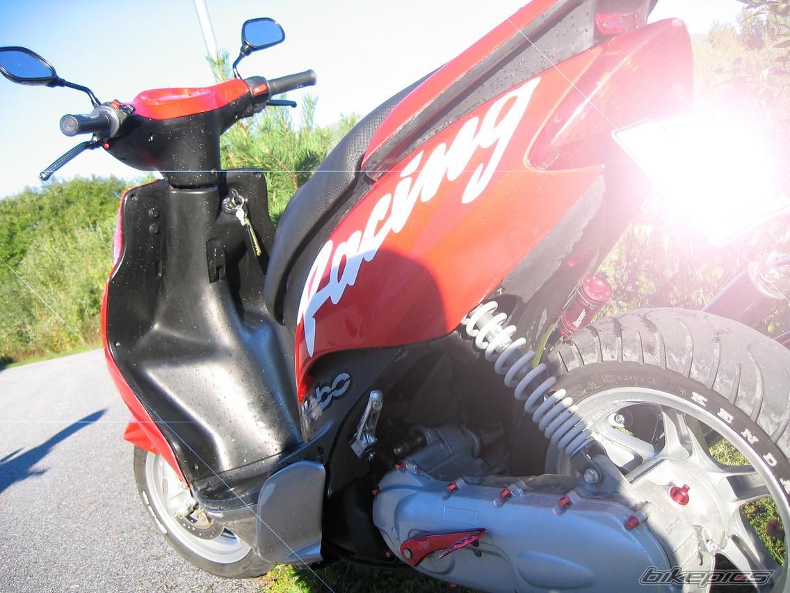 2004 YAMAHA JOG R CS 50 | Picture 763637 motorcycle photo