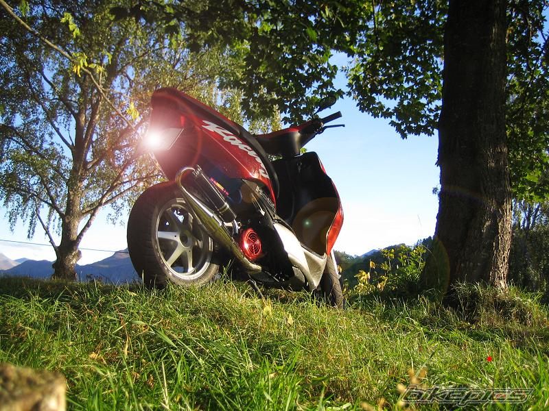 2004 YAMAHA JOG R CS 50 | Picture 763645 motorcycle photo