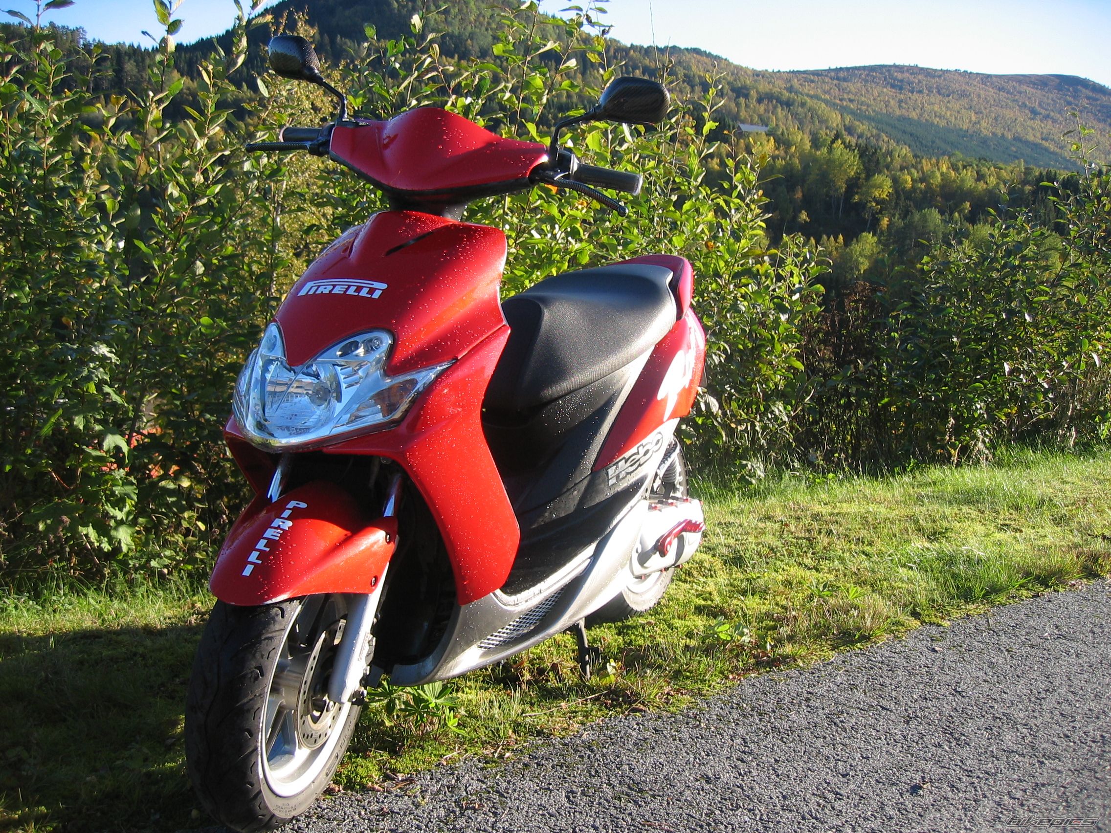 2004 YAMAHA JOG R CS 50 | Picture 763650 motorcycle photo