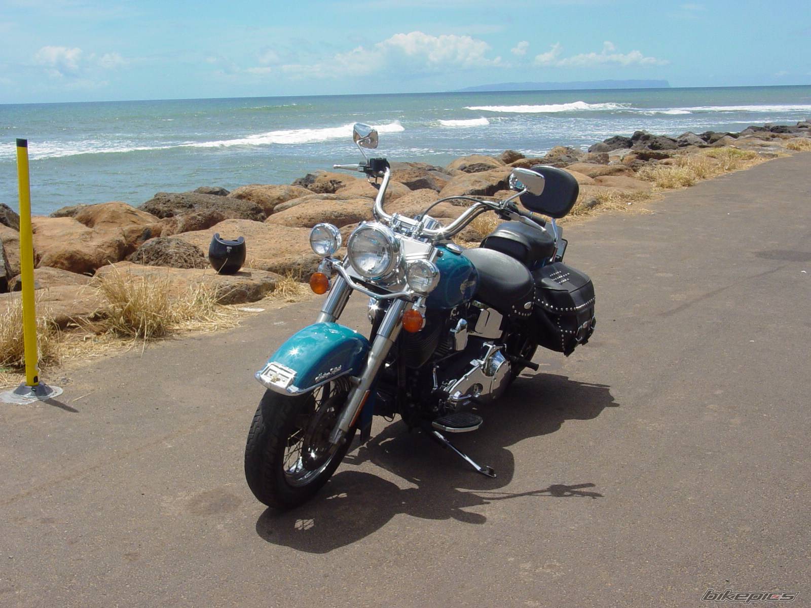 1999 HARLEY DAVIDSON FLSTC | Picture 76452 motorcycle photo