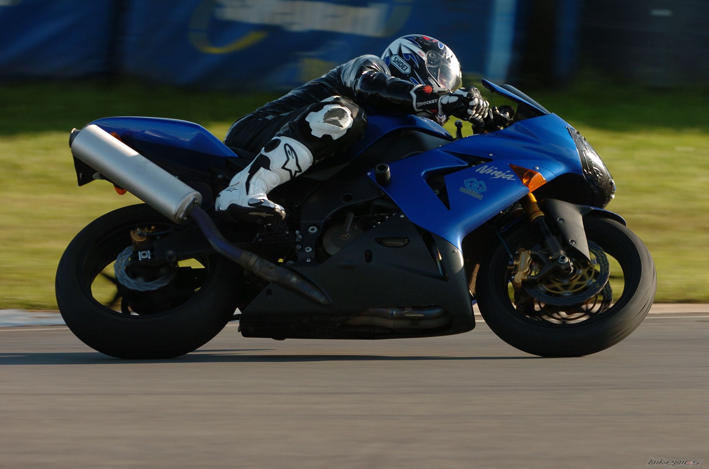2004 KAWASAKI ZX 10R | Picture 764770 motorcycle photo
