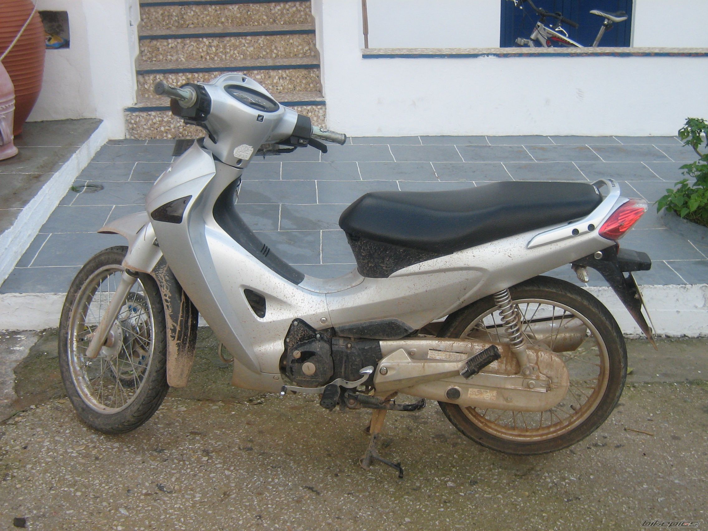 2007 HONDA INNOVA 125 | Picture 766807 motorcycle photo