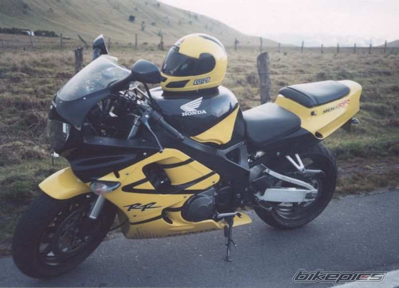 1993 HONDA CBR 900 | Picture 774697 motorcycle photo