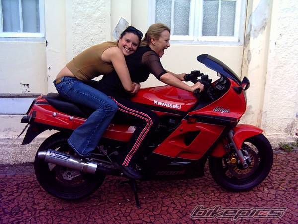 1986 KAWASAKI GPZ 1000 | Picture 77501 motorcycle photo