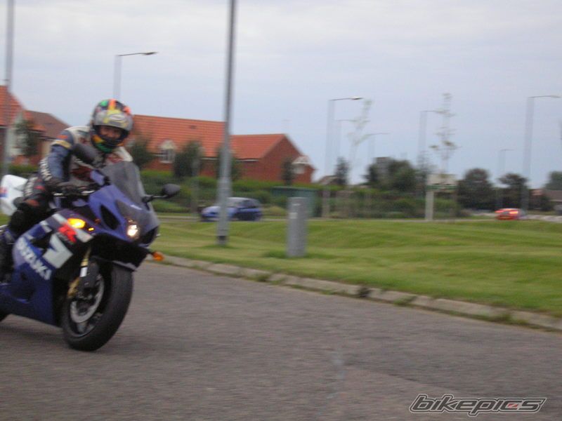 2004 SUZUKI GSX R 600 | Picture 775690 motorcycle photo